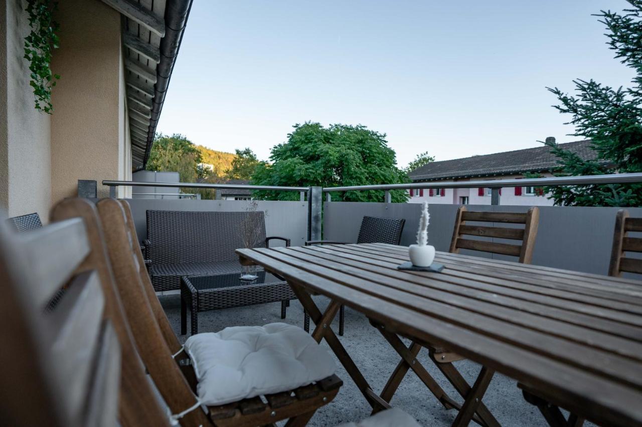 Moderne Wohnung Mit Parkplatz - Top Floor Ostermundigen Exterior foto